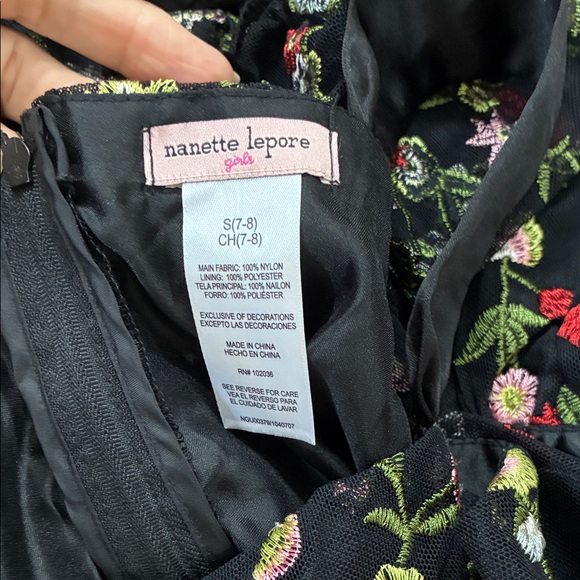 Nanette Lepore Elegant Black  Dress with Floral Embroidery 7yrs - Picture 7 of 7